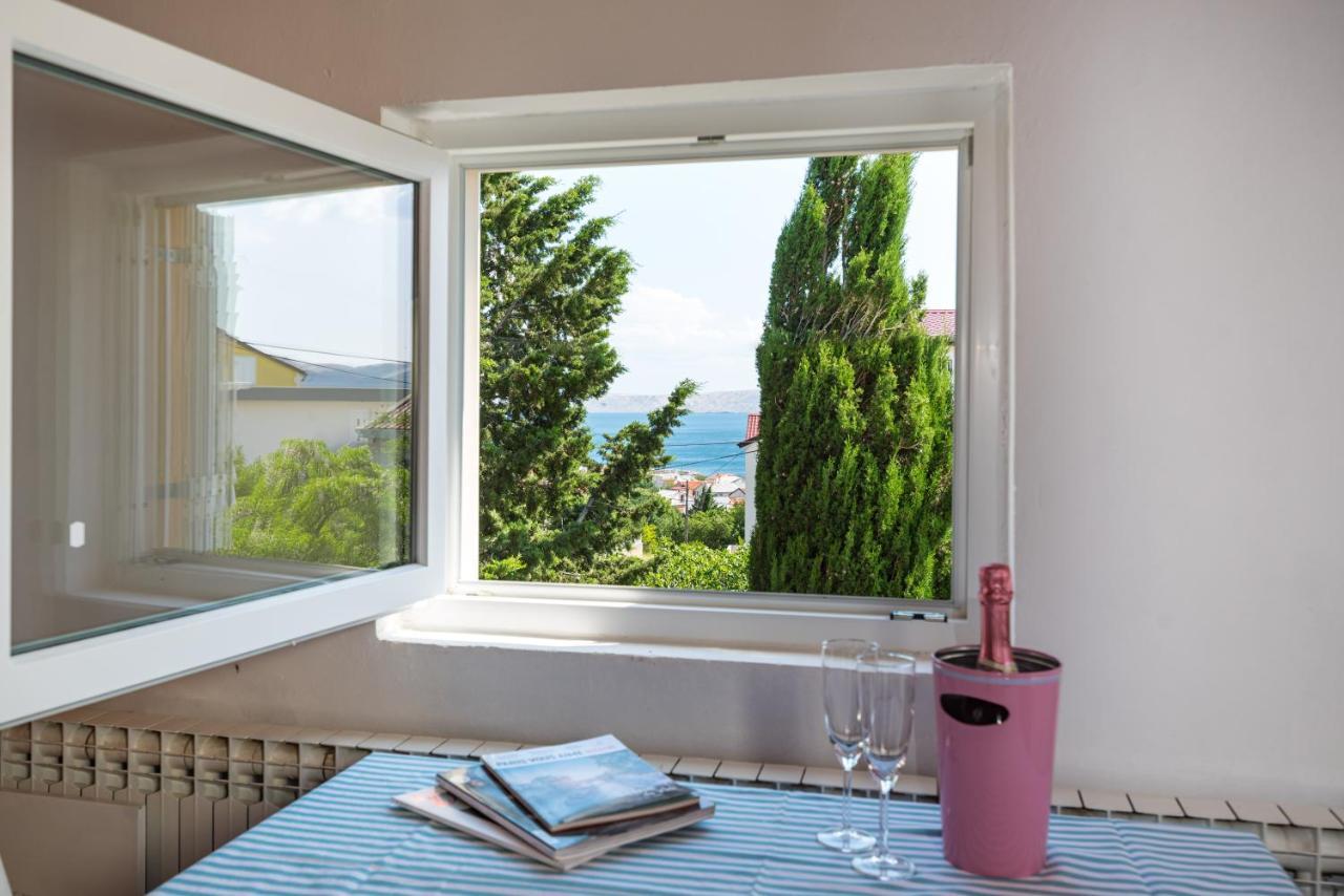 Vacation House Anna Karlobag Exterior photo
